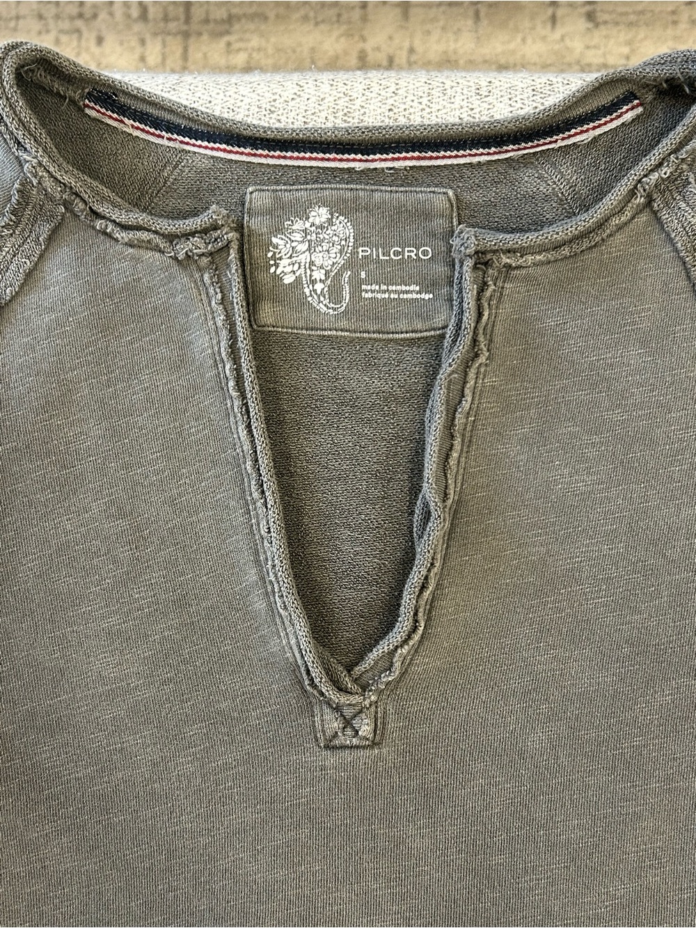 Pilcro Anthropologie Washed Gray Raw-Edge V-Neck Pullover - Picture 3 of 10